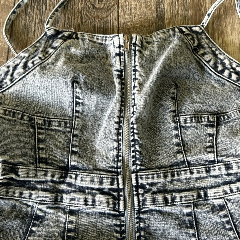 🌟LE LIS COLLECTION 🌟BEAUTIFUL 🌟JEAN OVERALL, SIZE SMALL - Picture 5 of 11